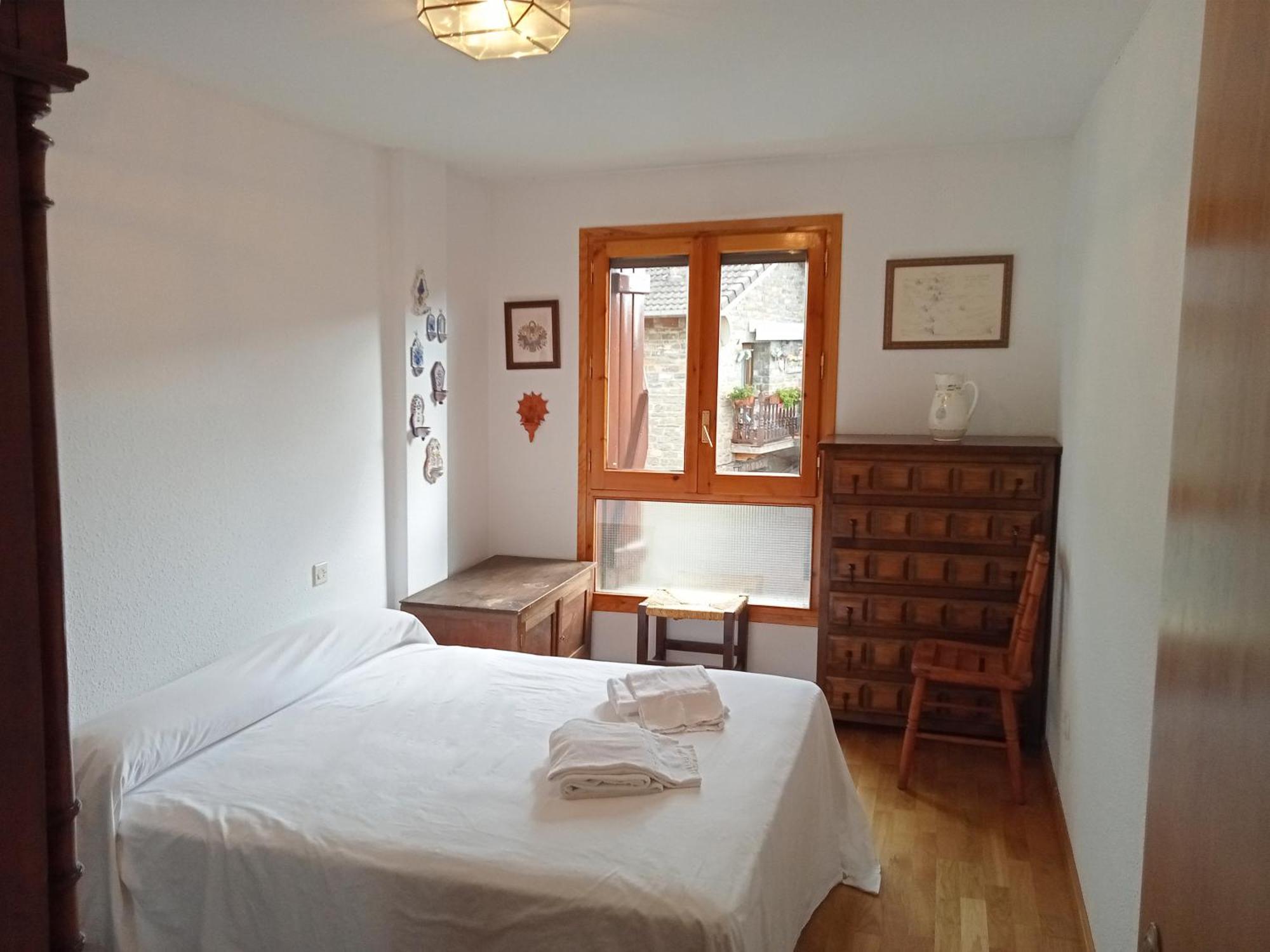 Apartamentos Valle De Tena - Biescas 3000 ภายนอก รูปภาพ