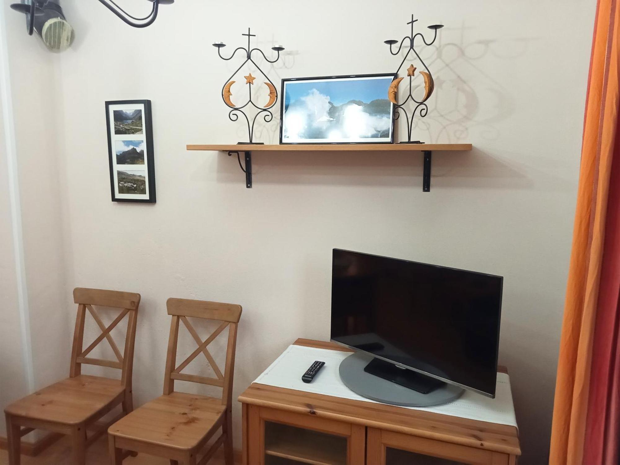 Apartamentos Valle De Tena - Biescas 3000 ภายนอก รูปภาพ