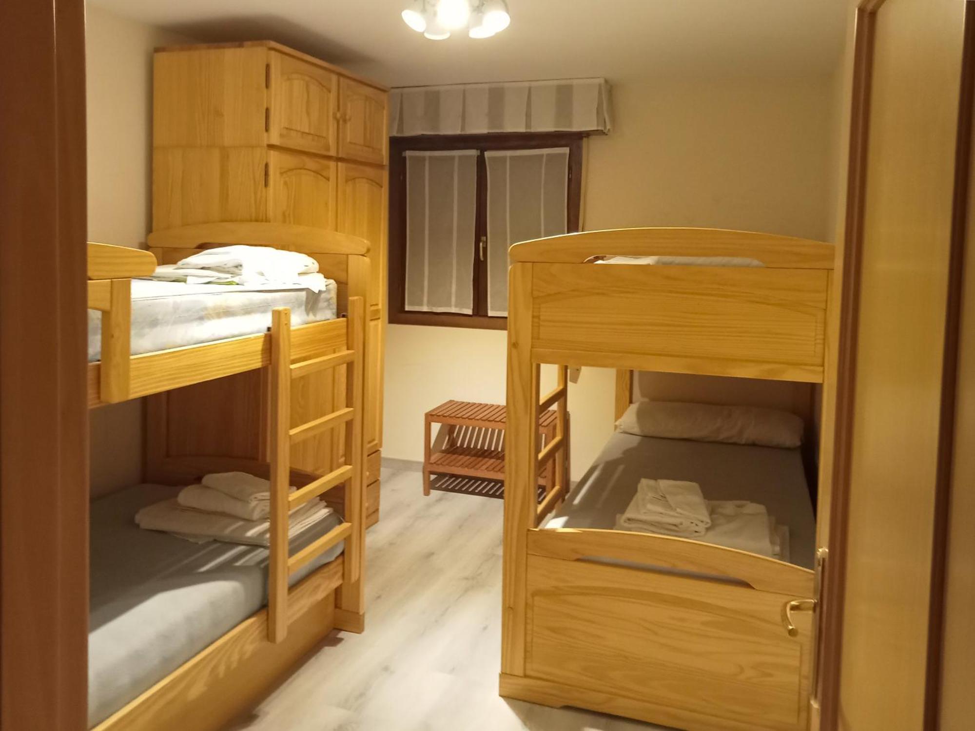 Apartamentos Valle De Tena - Biescas 3000 ภายนอก รูปภาพ